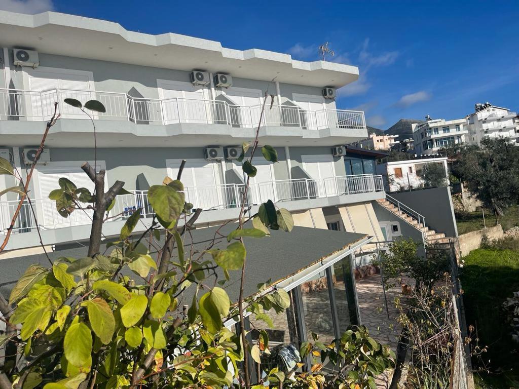 La Maroja View Hotel Dhermi Ngoại thất bức ảnh